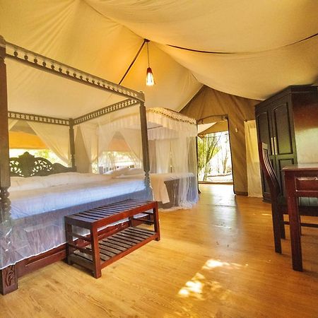 Hotel Lorian safari camp limited Narok Esterno foto