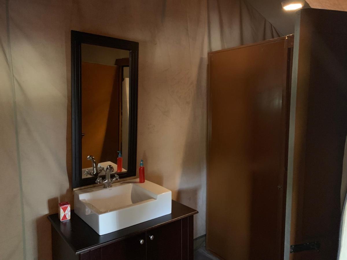 Hotel Lorian safari camp limited Narok Esterno foto